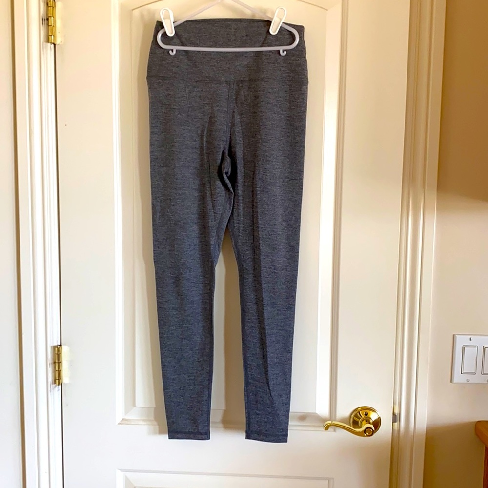 EUC size M Glyder Grey super soft leggings!